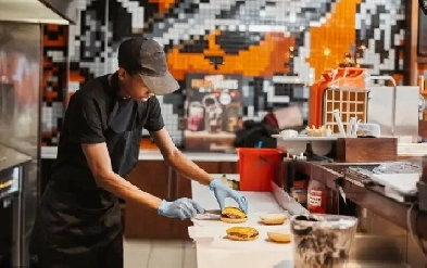 FAST FOOD RESTAURANT FOR SALE! Image# 1