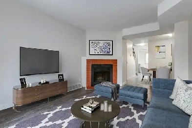 Townhomes for Rent In NE Calgary - Sunridge Village - Townhome f