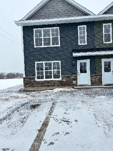 Brand new Townhouse for rent Image# 1