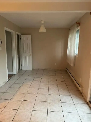 6 1 / 2 à louer maison Pointe aux Trembles Image# 1