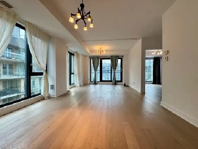 Griffintown - Beautiful Large 4 1/2 Luxury Condo - 2Bed 2Bath Image# 1