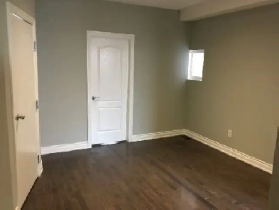 Newly renovated one bedroom near College and Dovercourt Image# 1