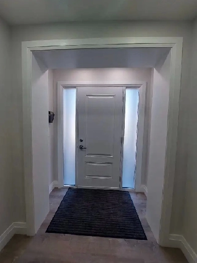 Spacious 1 bedroom apt steps to keelesdale subway station Image# 1