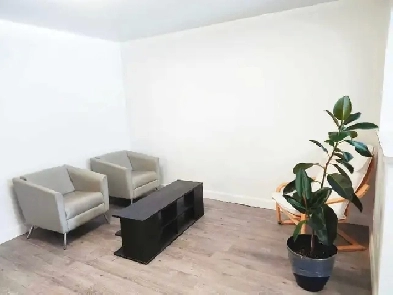 Large 51/2 with a large backyard for rent in March. Image# 1