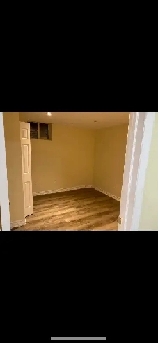 Legal basement room Image# 1