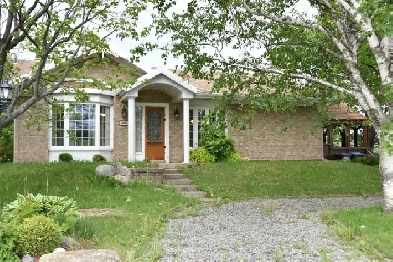 Bungalow à vendre Lévis, Lauzon Image# 1