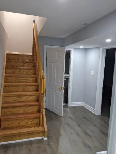 Spacious 2-Bedroom Home with 1.5 Baths in Scarborough Image# 1