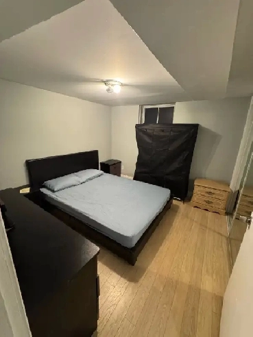 2 bedroom Basement for Rent at Port Credit Mississuaga Image# 1