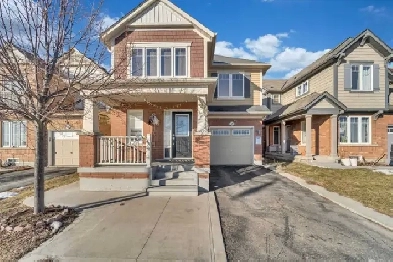 4 BEDROOM Detach Home FOR RENT IN BRAMPTON( Mount Pleasant GO) Image# 2