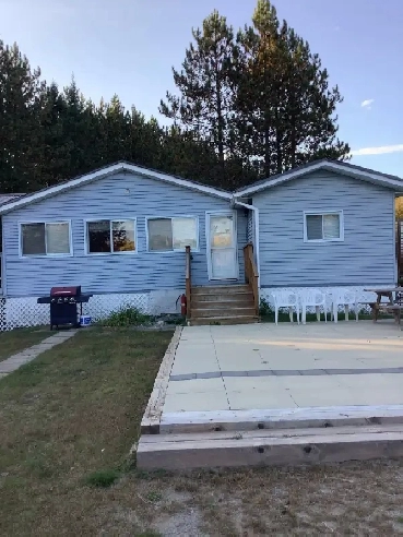 Rustic Well Maintained Cottage in Bancroft