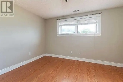 Three bedroom duplex Image# 3
