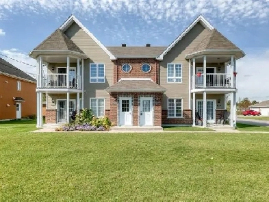Condo à Louer Image# 2