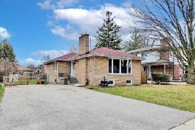 Toronto 3 Bedroom House for Rent Image# 1