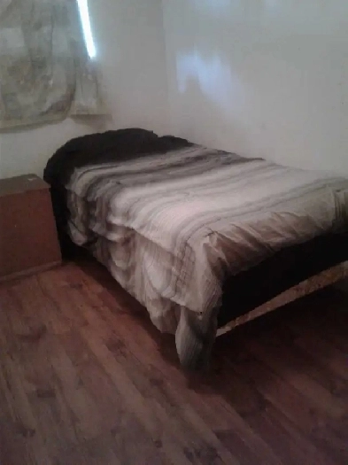 DAILY ROOM RENTAL FURNISHED AVAILABLE NOW PH 403 667 7854 Image# 1