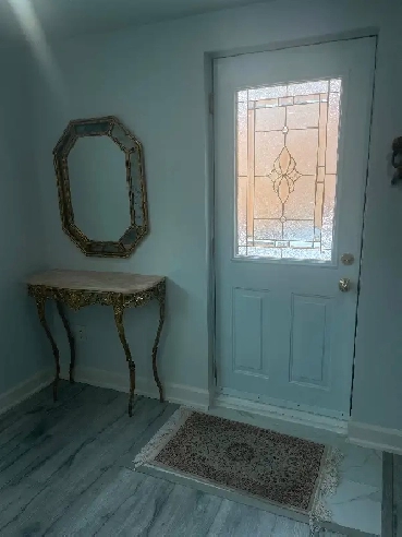 Walk out studio apartment in Aurora Image# 1