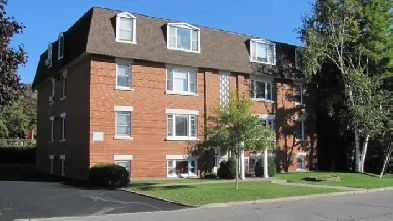 CENTRAL/EAST, 1 BED, 6 APPLIAN, PARKING, APR/MAY Image# 1