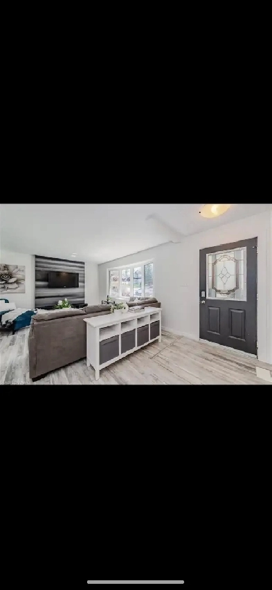 3 bedroom 1 washroom house Image# 1