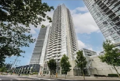 Modern 1-Bedroom Condo in Surrey Central – Steps to SkyTrain! Image# 1