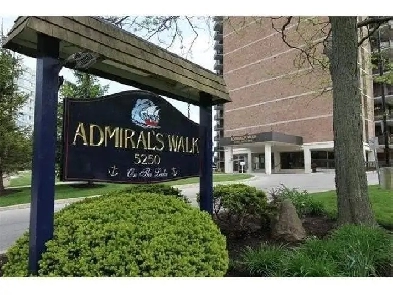 Admirals Walk Stunning Condo! Image# 1