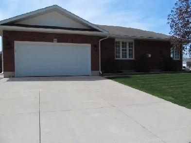 Impeccable All Brick Bungalow In PORT DOVER, Sale By Owner Image# 1