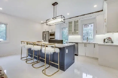 New Reno 2 Floors House for Rent In Sutton $3,000.00 /Mth Image# 1