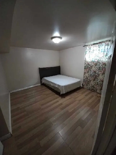 Basement room for rent $650. Clean, quiet and respectful Image# 1