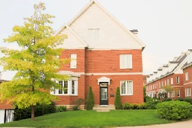 $1,099,000 - Townhouse for Sale in LaSalle Image# 1