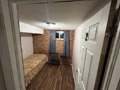 Private Room | Girls Only Image# 1