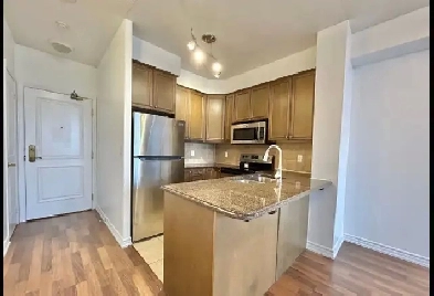 Lease: 1BR 1WR Heat, Water, Locker, Parking Included Image# 1