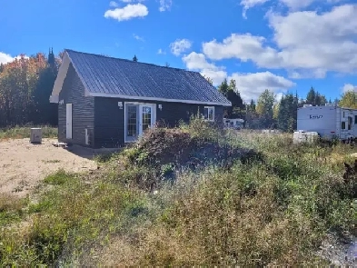 CAMP FOR SALE, 2120 PAPINEAU ROAD, MATTAWA ONTARIO Image# 1