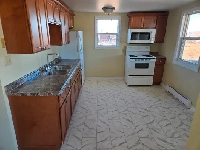 Two Bedroom and Den North End New Glasgow Image# 3