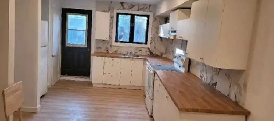 Grandes chambres à louer près de l'Hôpital Maisonneuve-Rosemont Image# 1