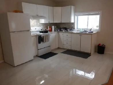 Two Bedroom renovated available 5 minutes to Ottawa $1500 Image# 1