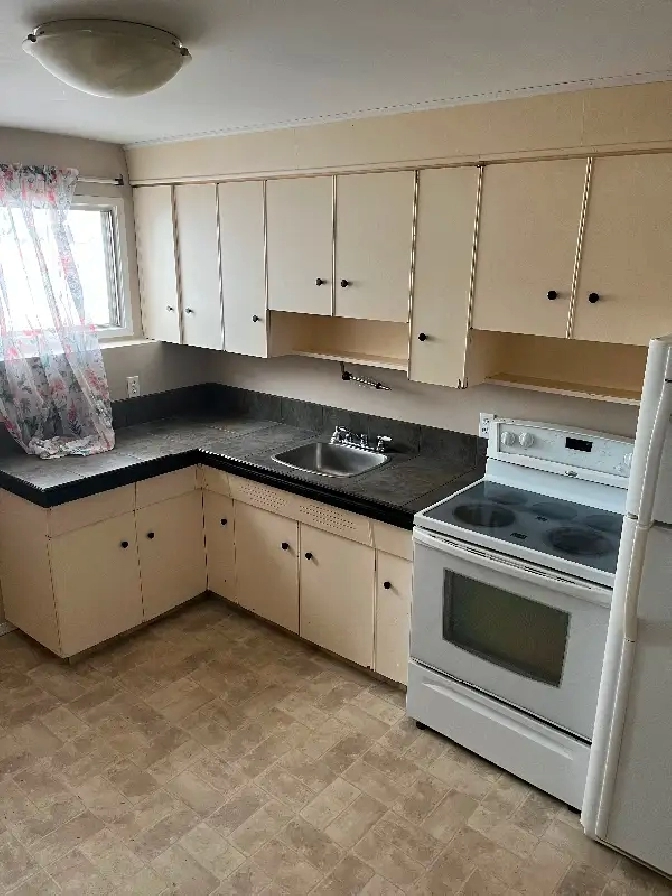 2 Bedroom basement Duplex for Rent in Edson in Edmonton,AB - Short Term Rentals
