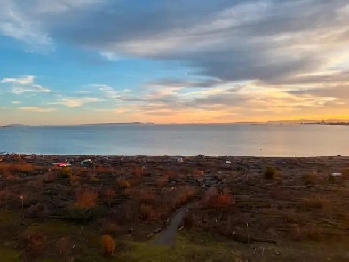 Tsawwassen Oceanfront Luxury Condominium Apartment For Rent Image# 1