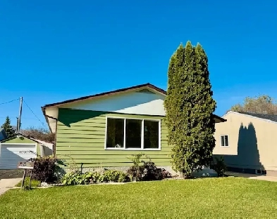 For Sale by Owner - Welcome to 838 Vimy Rd, Crestview, Winnipeg Image# 1