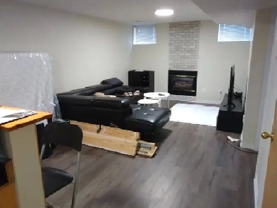April1-Share 2bd bsmt apt w/1/prsn-Bank/Hunt Club-15m/Carleton Image# 1