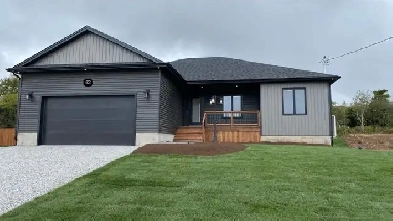NEW 5bed, 3bath, central heat, amazing view Quispamsis NB Image# 3