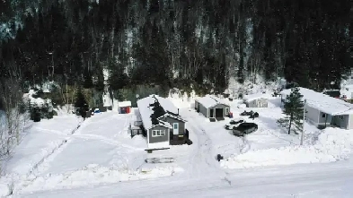 OUTDOOR ADVENTURE AWAITS! EXCAPE THE CITY LIFE TODAY! Image# 1