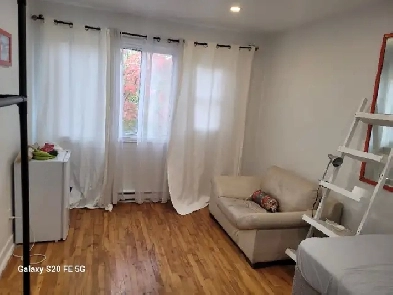 Chambre à louer tout inclus - Room for rent all included  /820$ Image# 1