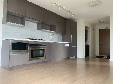 2 Bedroom Apartment King George Skytrain Image# 1