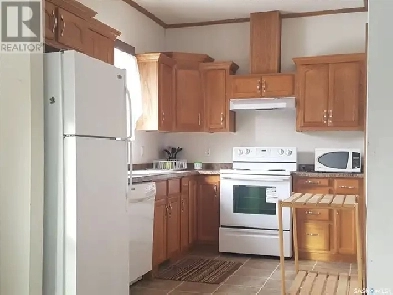 Newer 2 Bedroom Apartment Suite For Rent In Killarney Image# 1