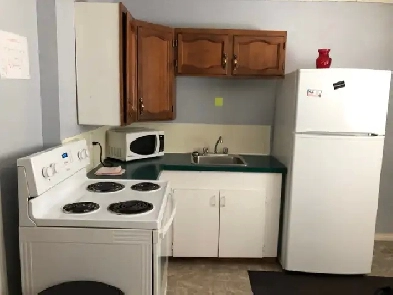 Short Term Rooms Available for Rent: Innisfail, Alberta Image# 1