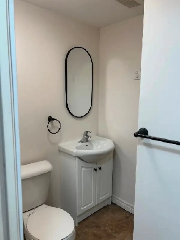 Studio basement apartment for rent Image# 6