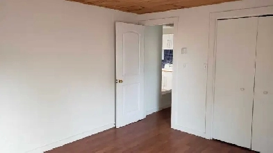 Downtown Charlottetown - 2 bdrm/2bth apartment - April 1st Image# 1