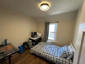 Private room and bathroom in Sandyhill Image# 1