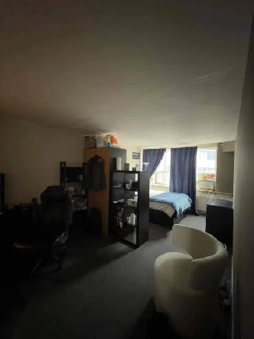 Furnished Downtown Toronto Room for Rent – All-Inclusive