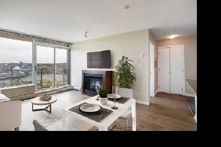 Luxury Living – Master Bedroom with Private Bath Available! Image# 9