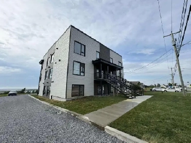 Appartements 5½ Cacouna Image# 1