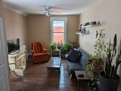 Att Students - Great 2 Bedroom Apt 7 Minutes to Campus Inclusive Image# 1